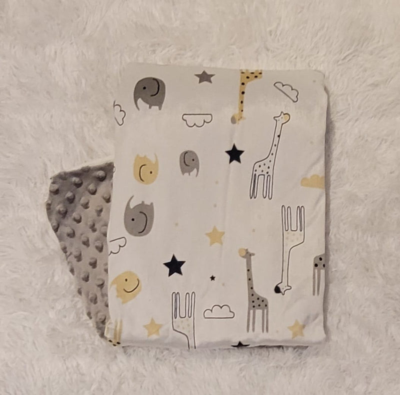 MANTA ACETINADA 0,75X 100CM GIRAFA E ELEFANTE